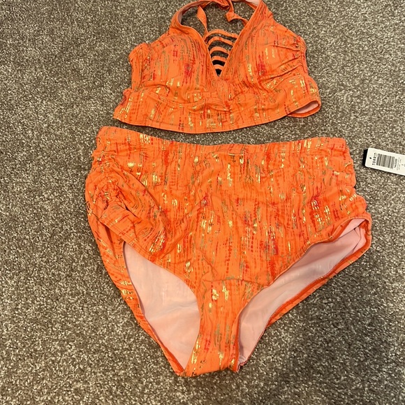 torrid Other - Coral torrid bikini size 00-10 on top and size 1-14-16 for bottom